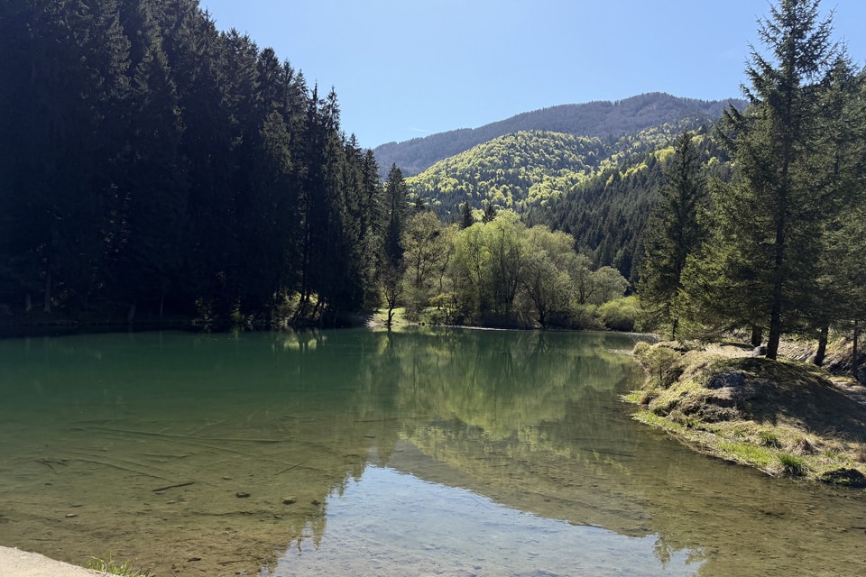 Jazero - zásobník chladenia a kúrenia